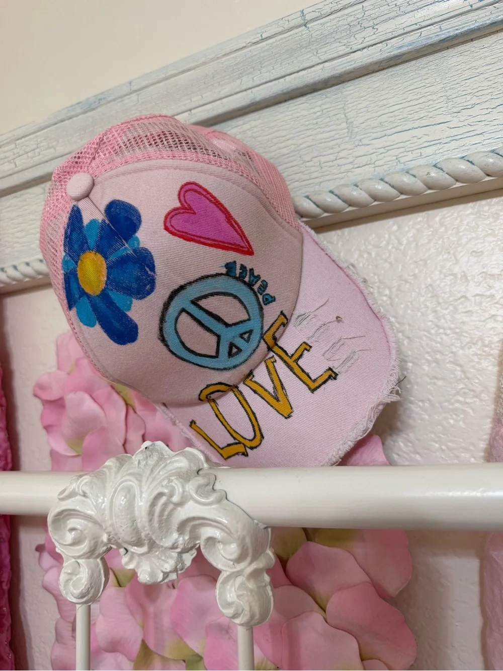 Art by Luke,,Pink 'Love' Peace Sign  Hat